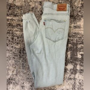 Women’s Levi's Light Blue High Rise skinny Jeans